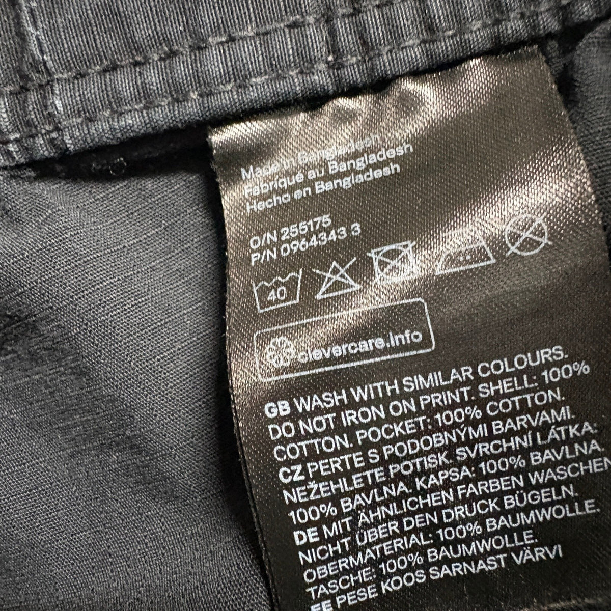 H&M Convertible Jogger Cargo Pants Mens Medium Black Zip Off Shorts Outdoor