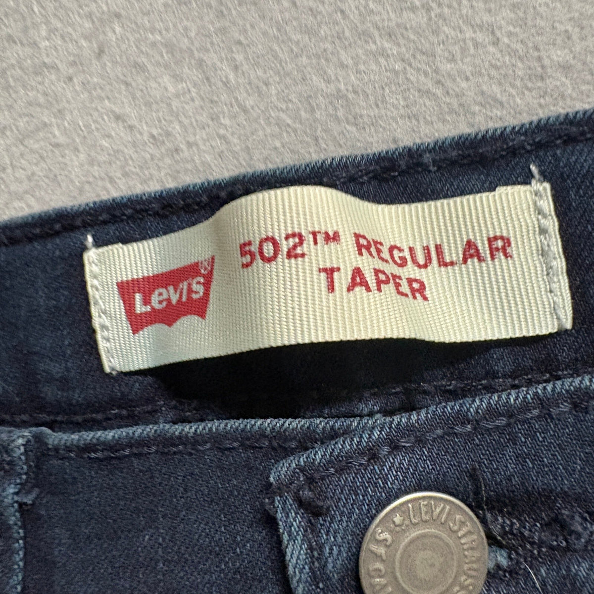 Levi's 502 Regular Taper Jeans Dark Wash Blue Denim Size 12 Reg W26 L27