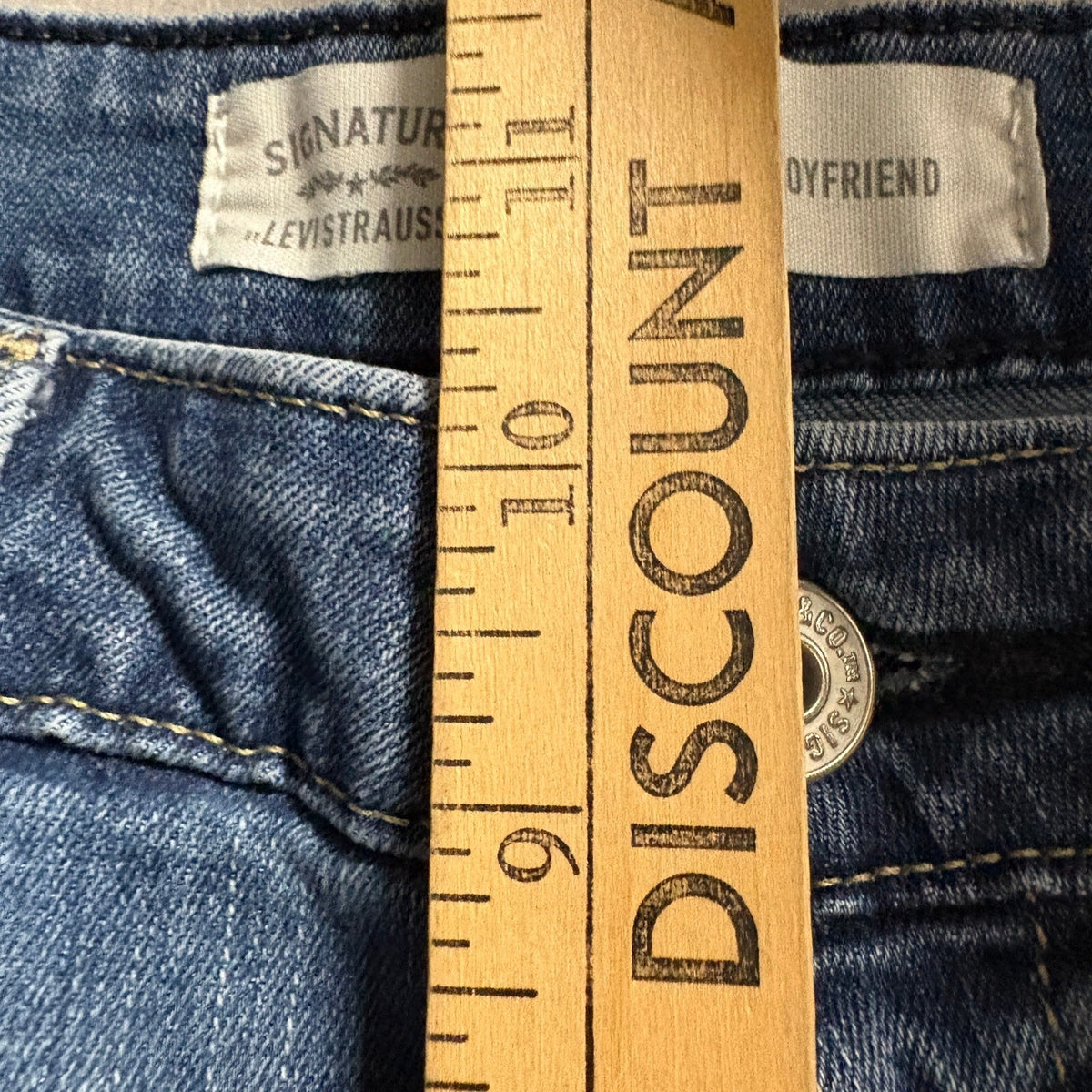 Signature by Levi Strauss Co Womens Jeans Size 14 Mid Rise Boyfriend Blue Denim