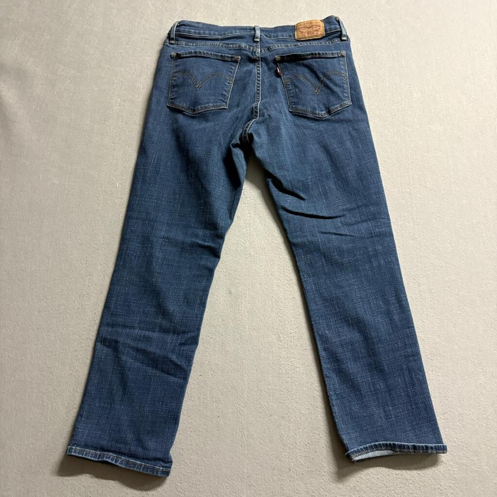 Levi's Classic Straight Jeans Womens Size 8S W29 L28 Medium Wash Stretch Denim
