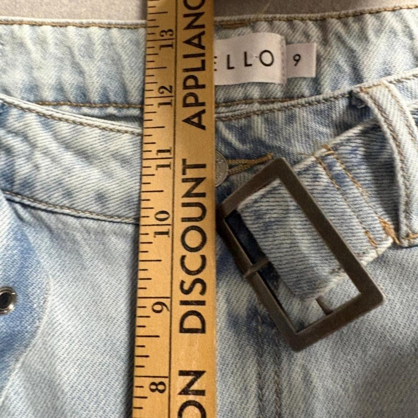 Cello Jeans Womens Size 9 Light Wash Distressed Wide Leg Denim Belted High Rise