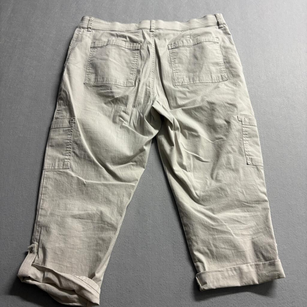 Gloria Vanderbilt Women's Size 16 Beige Khaki Cargo Crop Pants Cotton Blend