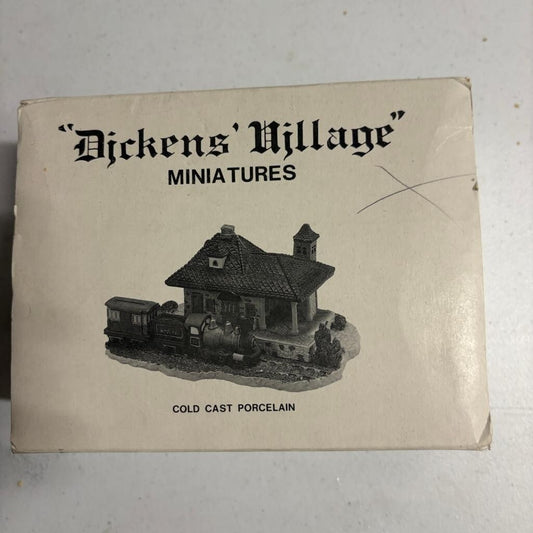 Department 56 Dickens Village Miniature Train Station and Train Cold Cast
