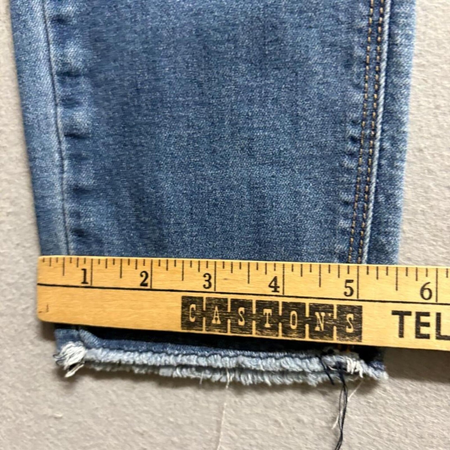 Papaya Distressed Skinny Jeans Womens Size 11 Blue Denim Raw Hem Stretch