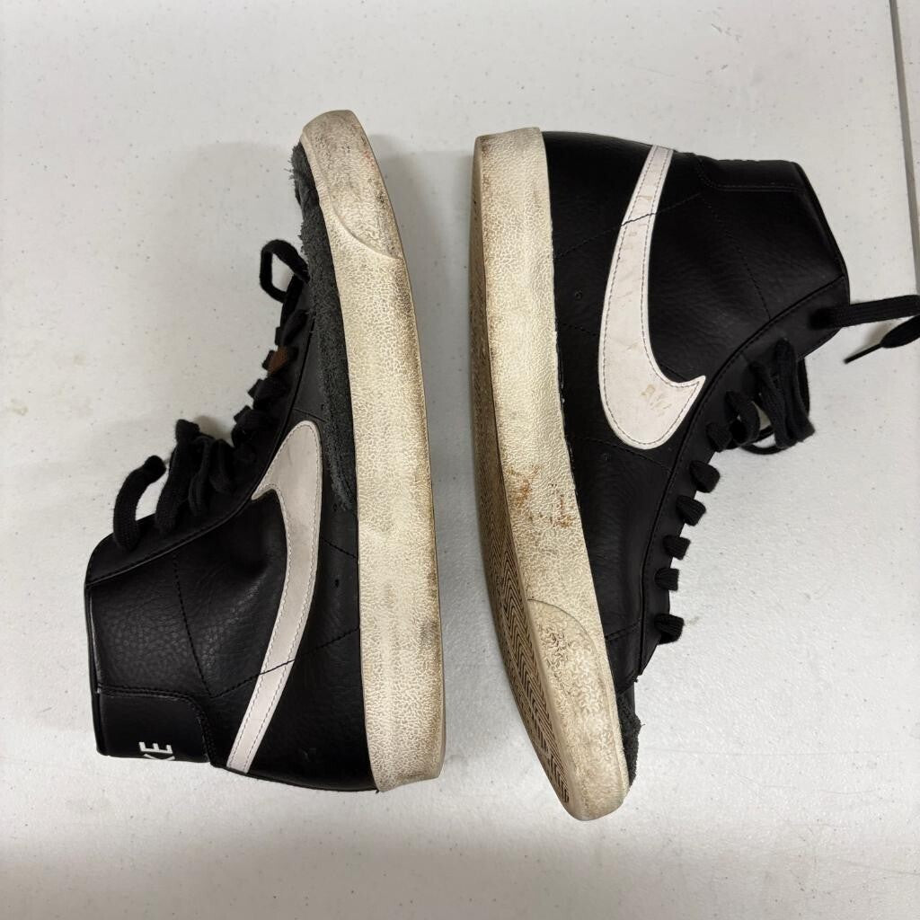 Nike Blazer Mid 77 Vintage Black White Mens Size 11.5 BQ6806-002