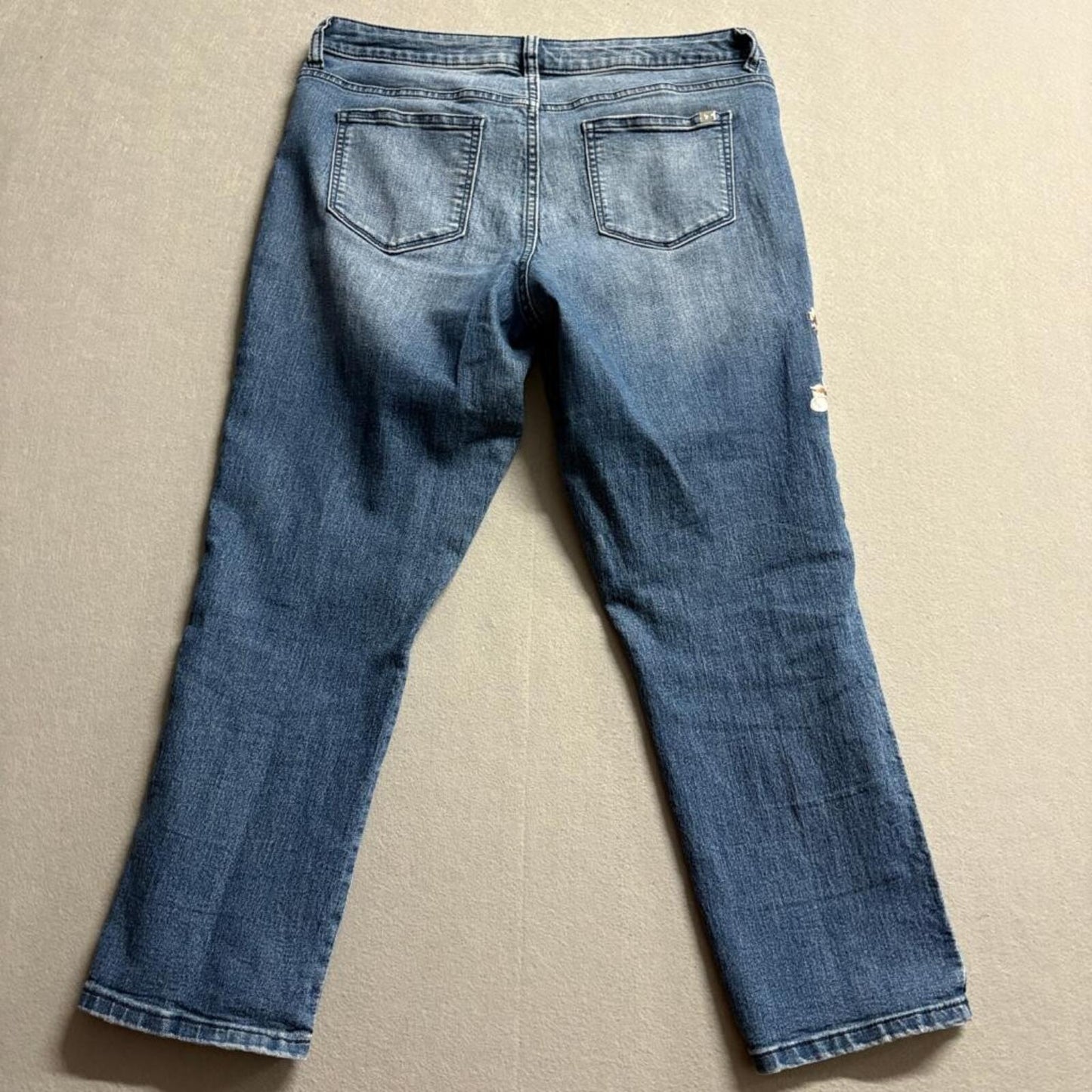 Jennifer Lopez Floral Embroidered Capri Jeans Womens Size 8 Blue Denim Stretch