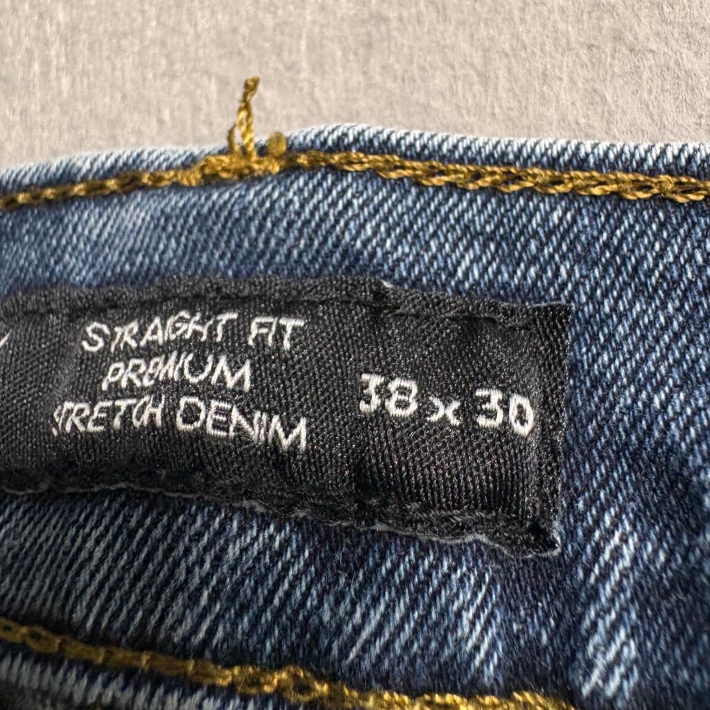 Member's Mark Jeans Mens 38x30 Blue Straight Fit Premium Stretch Denim TORN