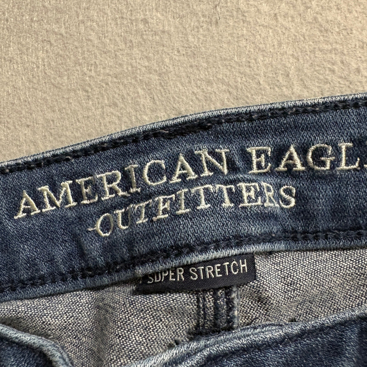 American Eagle Jegging Crop Jeans Womens Size 8 Regular Blue Super Stretch Raw