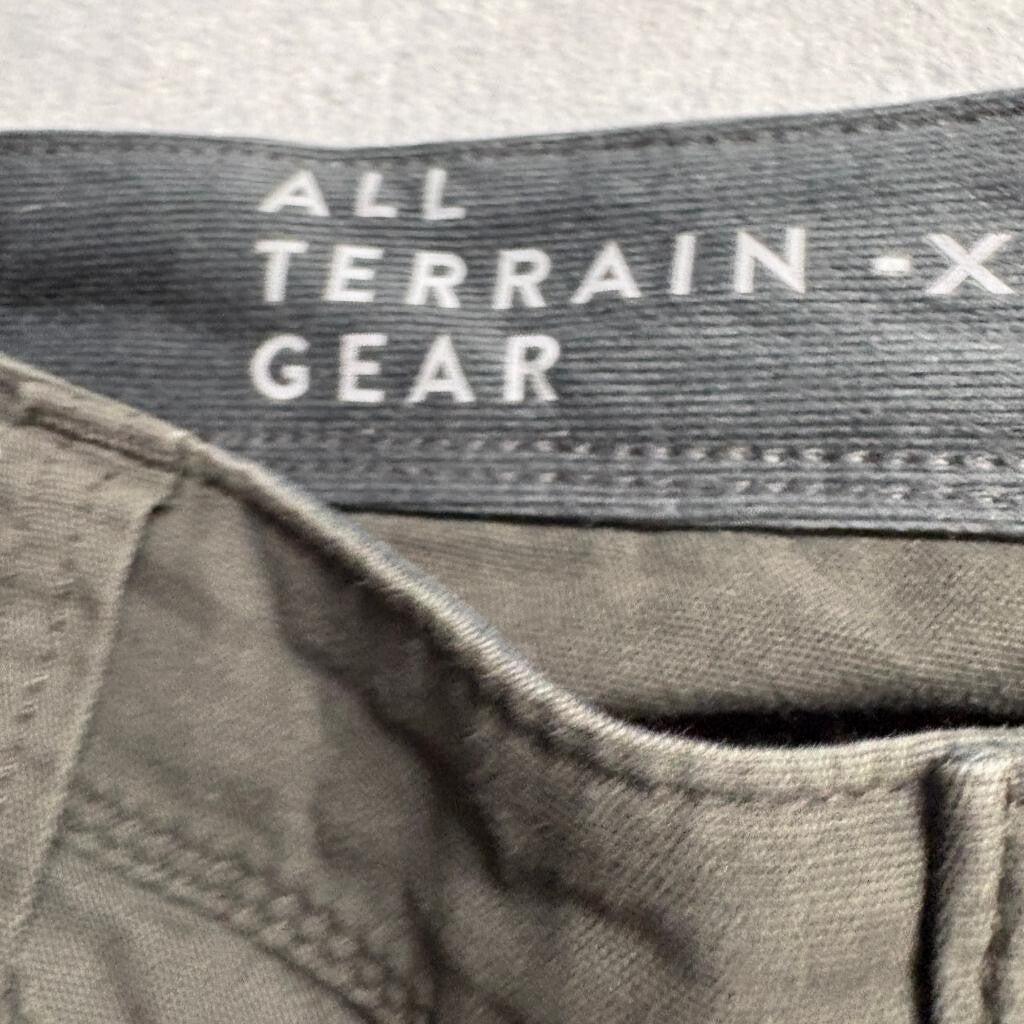 Wrangler ATG All Terrain Gear Pants Mens 34x32 Green Stretch Canvas Hiking Cargo