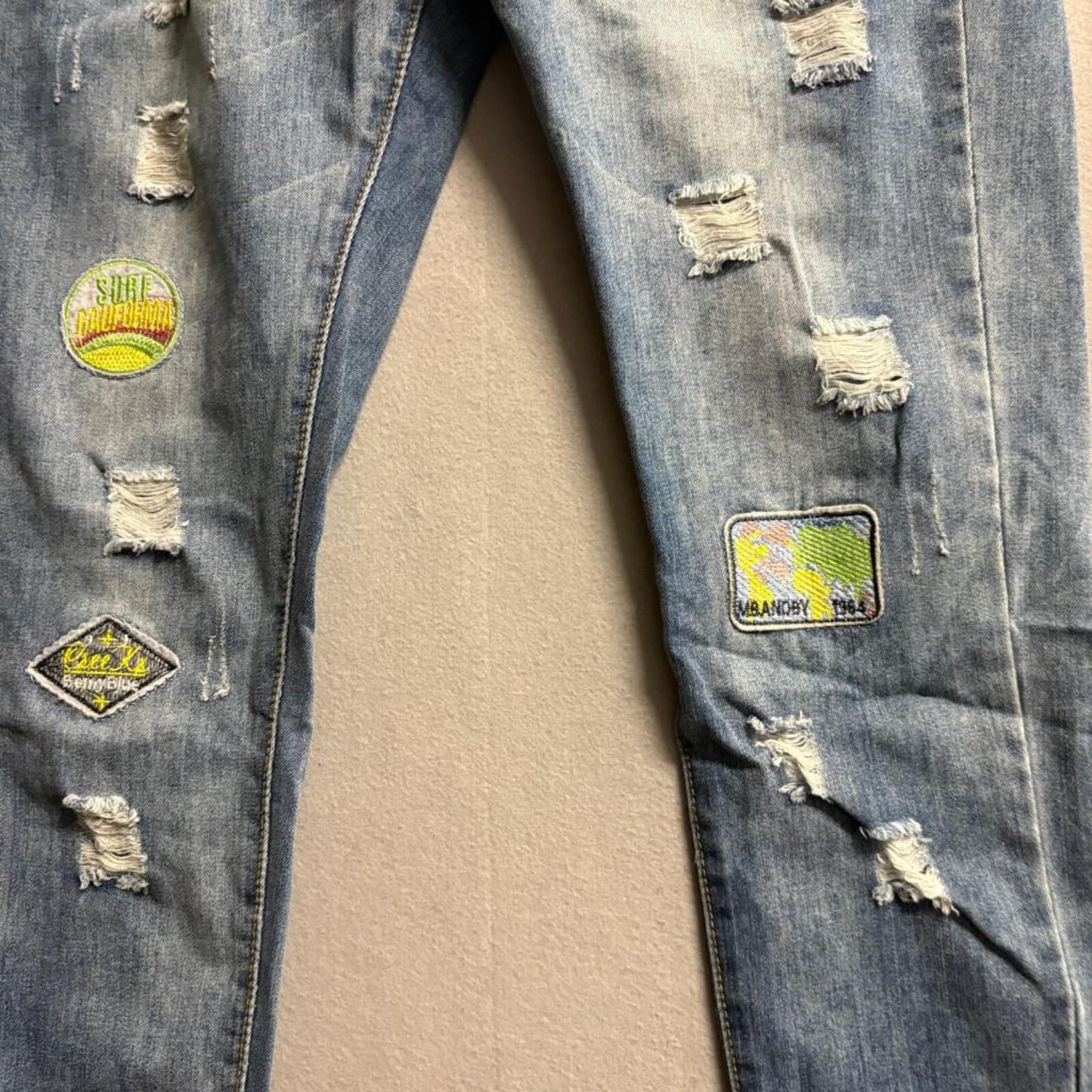 Unbranded Distressed Patchwork Jeans Womens Size 28 Blue Denim Destroyed Rip