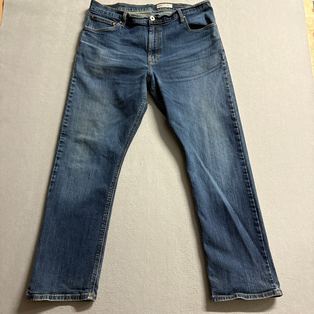 Wrangler Premium Quality Mens Straight Fit Blue Denim Jeans 38 x 30 Stretch