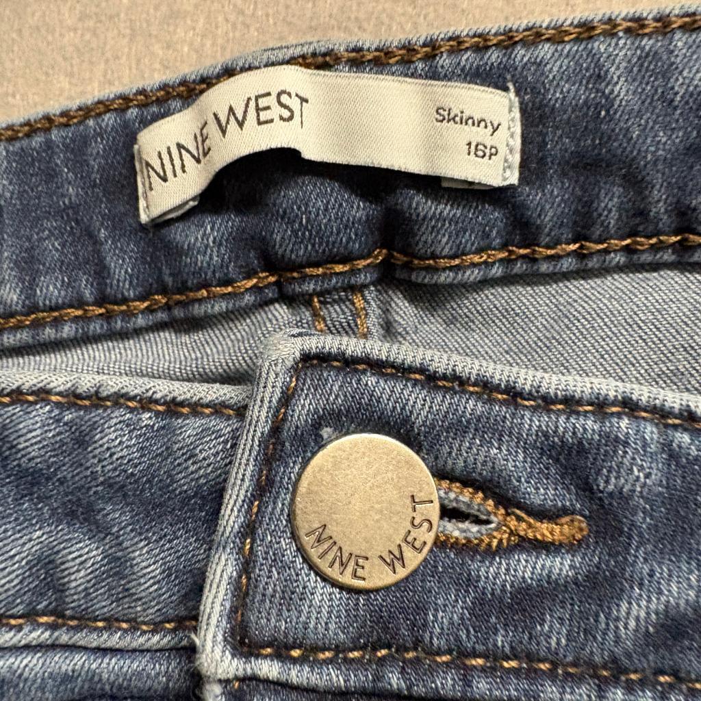 Nine West Skinny Jeans Womens 16P Blue Denim Stretch Crop Petite