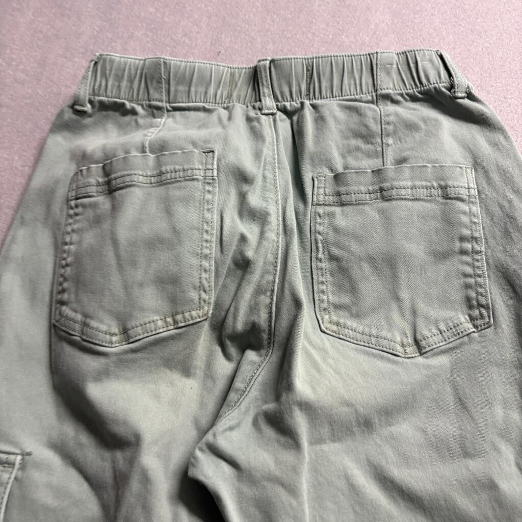 Hollister Ultra High Rise Cargo Pants Womens Small Sage Green Raw Hem Wide Leg