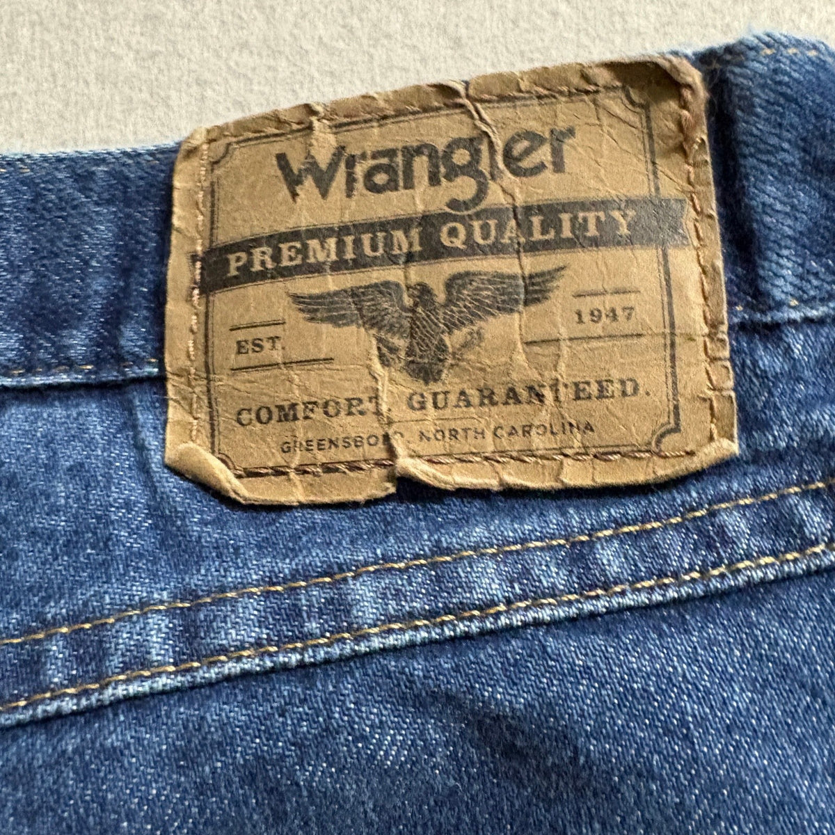 Wrangler Premium Quality Denim Shorts Mens 44 Regular Fit Blue Cotton Blend