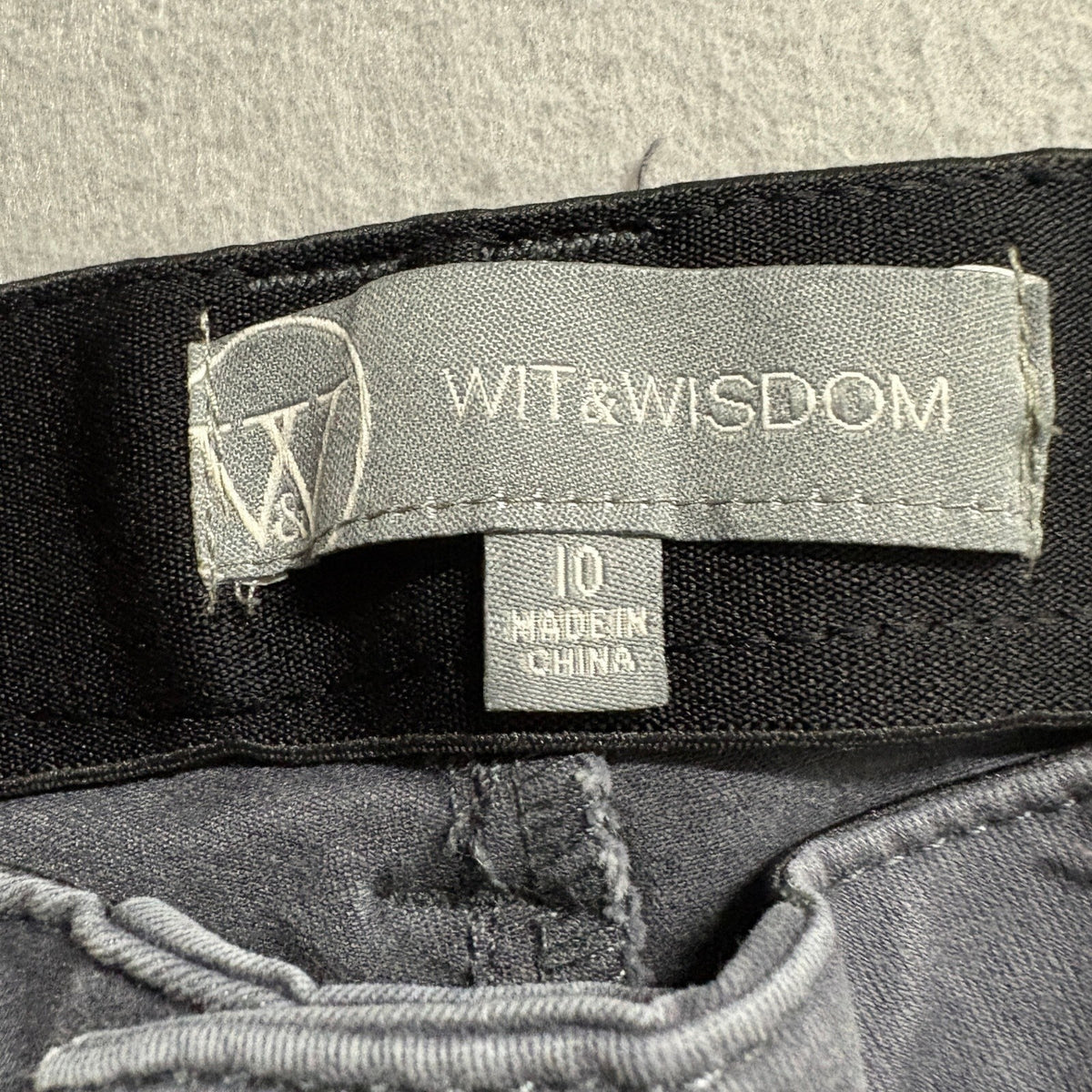 Wit & Wisdom Ab-solution Skinny Pants Womens Size 10 Grey Ankle Slit Stretch