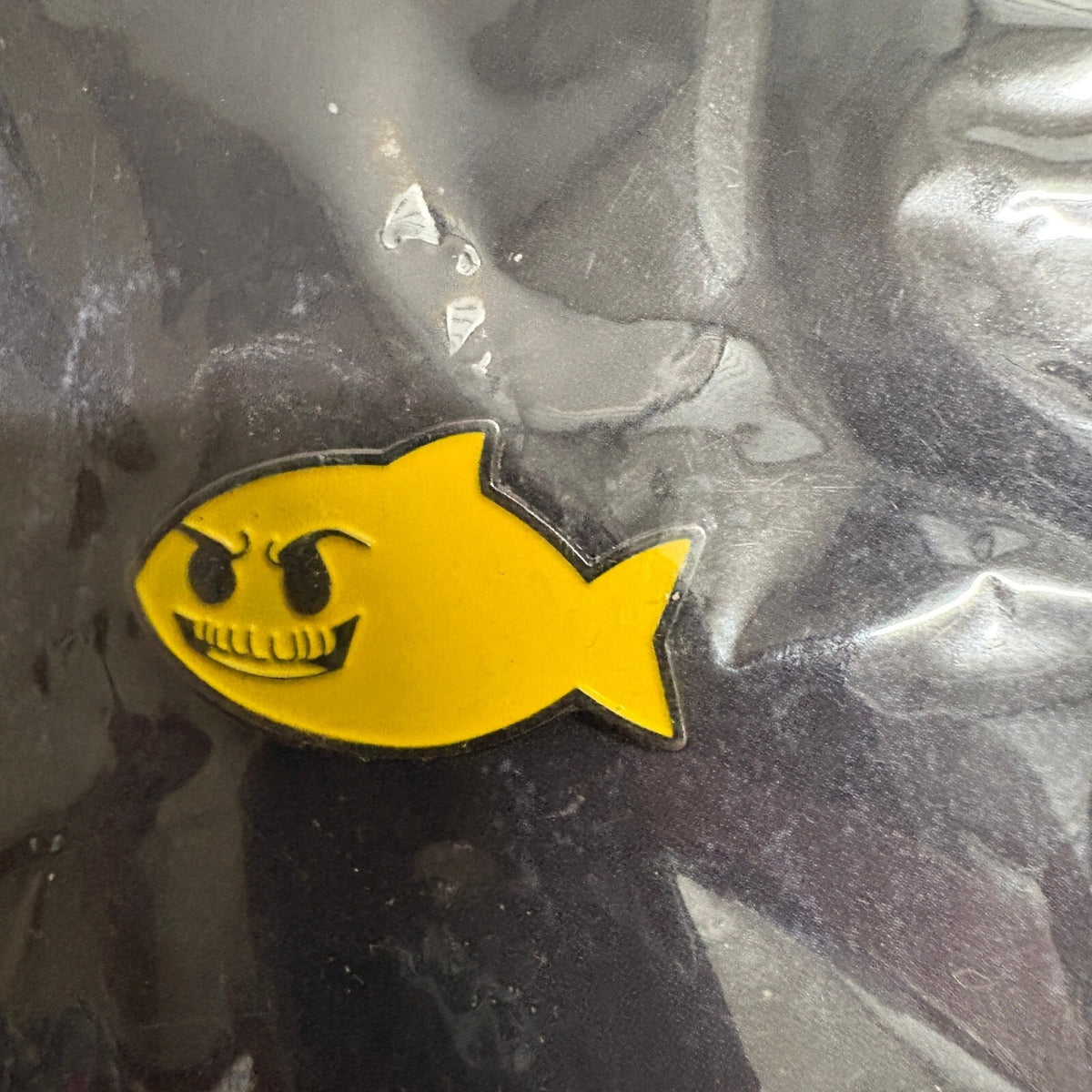 Mr Mercedes Stephen King TV Series Promo Pin Yellow Evil Smiley Fish AT&T