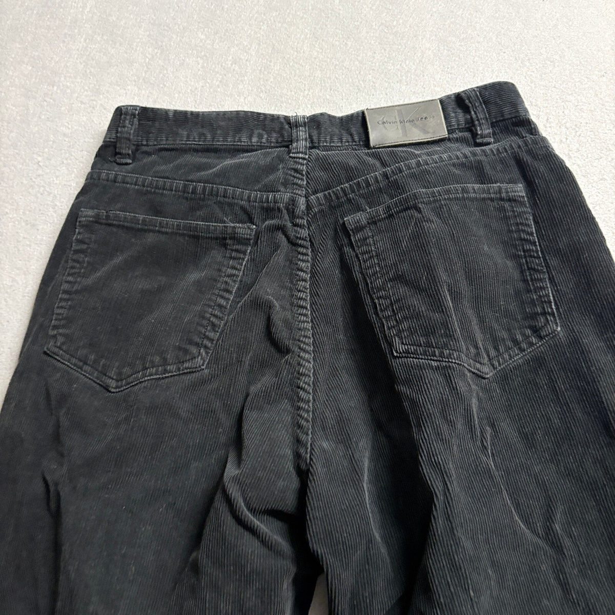 Calvin Klein Jeans Womens Size 10 Black Corduroy Pants High Rise Straight Leg