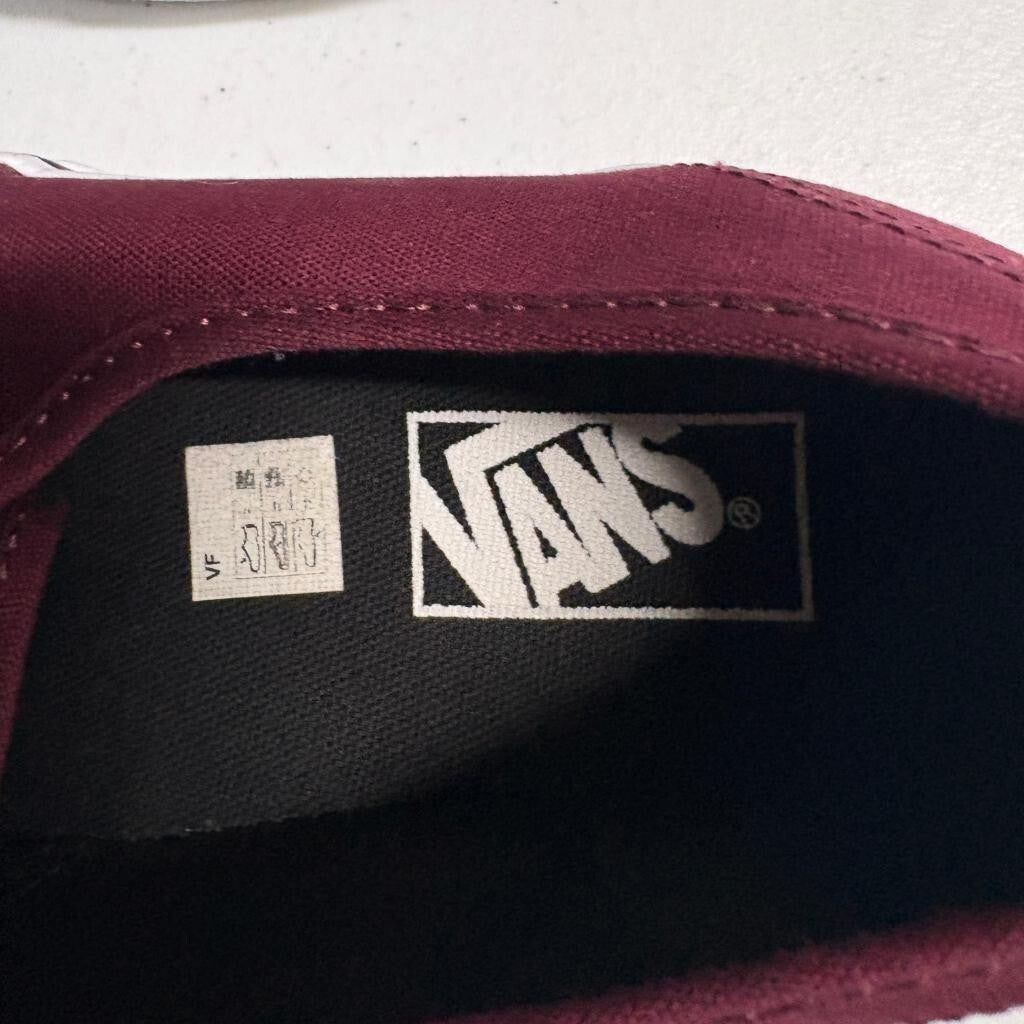 Vans Authentic Port Royale Black Mens Size 11 Sneakers Burgundy VN000QER5U8
