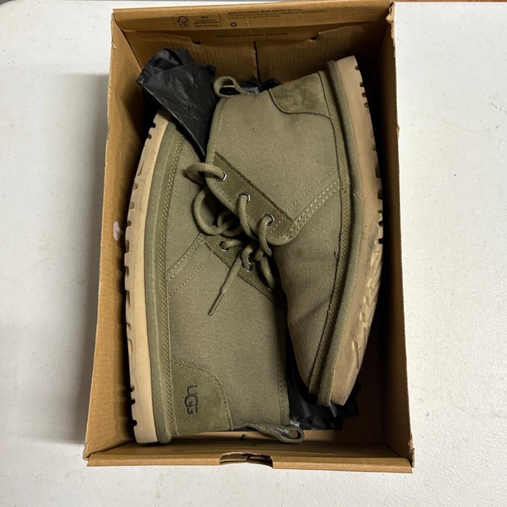 UGG Neumel Canvas Moss Green Mens Boots Size 8 Wool Lined Chuka Boots 1118264