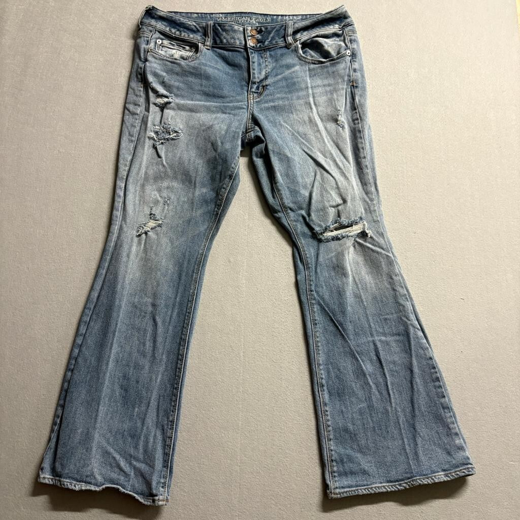 American Eagle Artist Flare Jeans Womens 16 Short Blue Distressed Stretch Denim