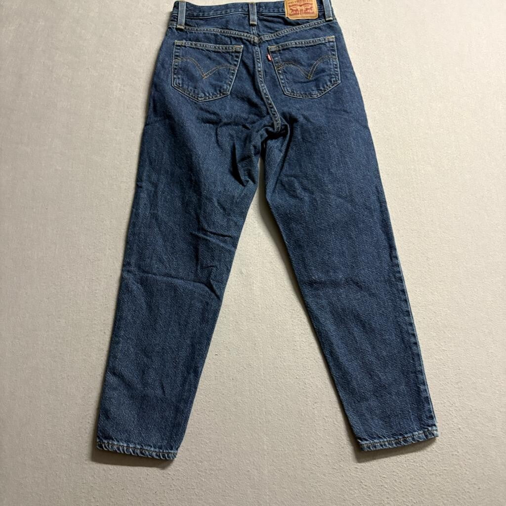 Levis High Waisted Mom Jeans Womens 26 Dark Wash Blue Denim Tapered Leg