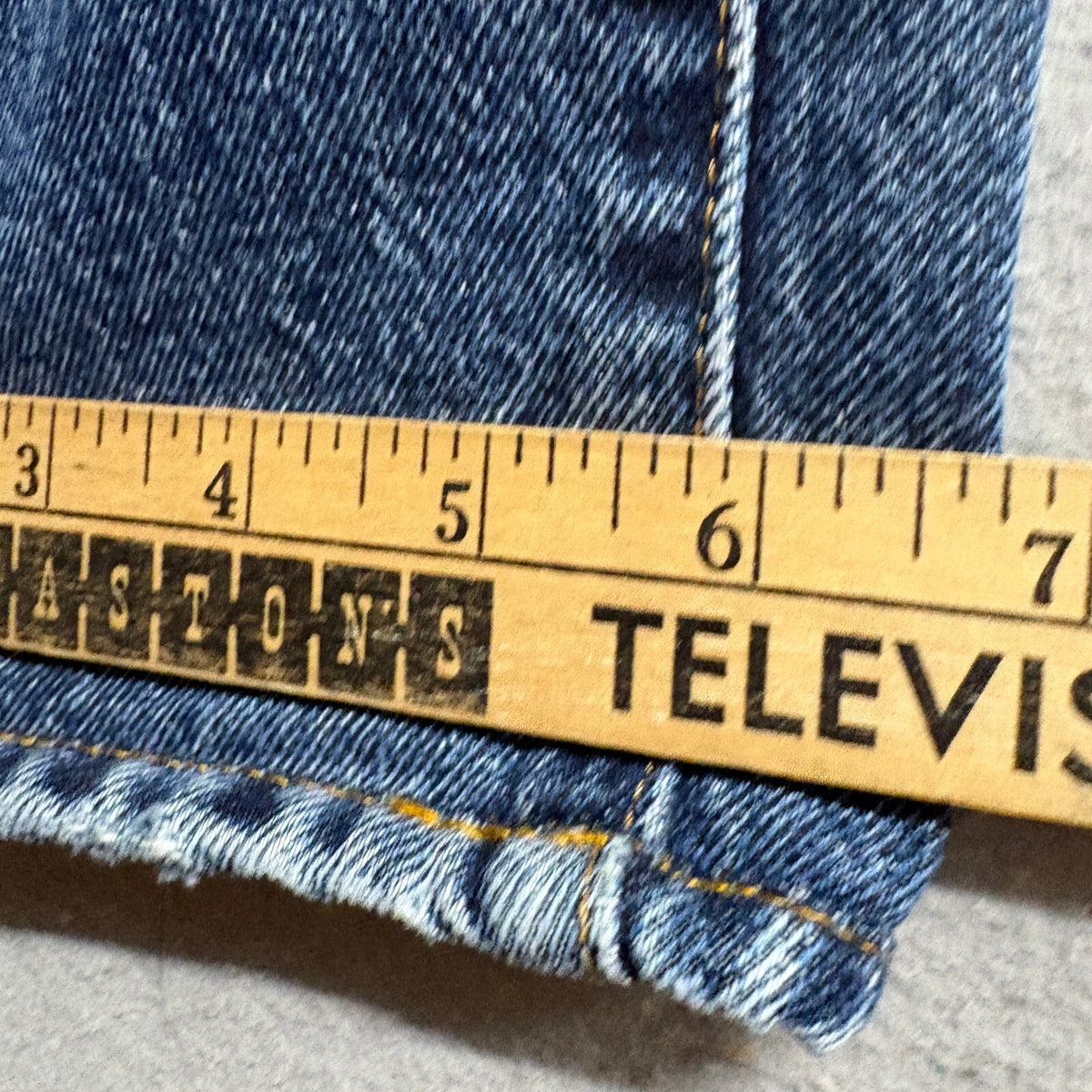 Levis Premium 501 Original Fit Jeans Womens W23 L28 Blue Denim Straight Leg High