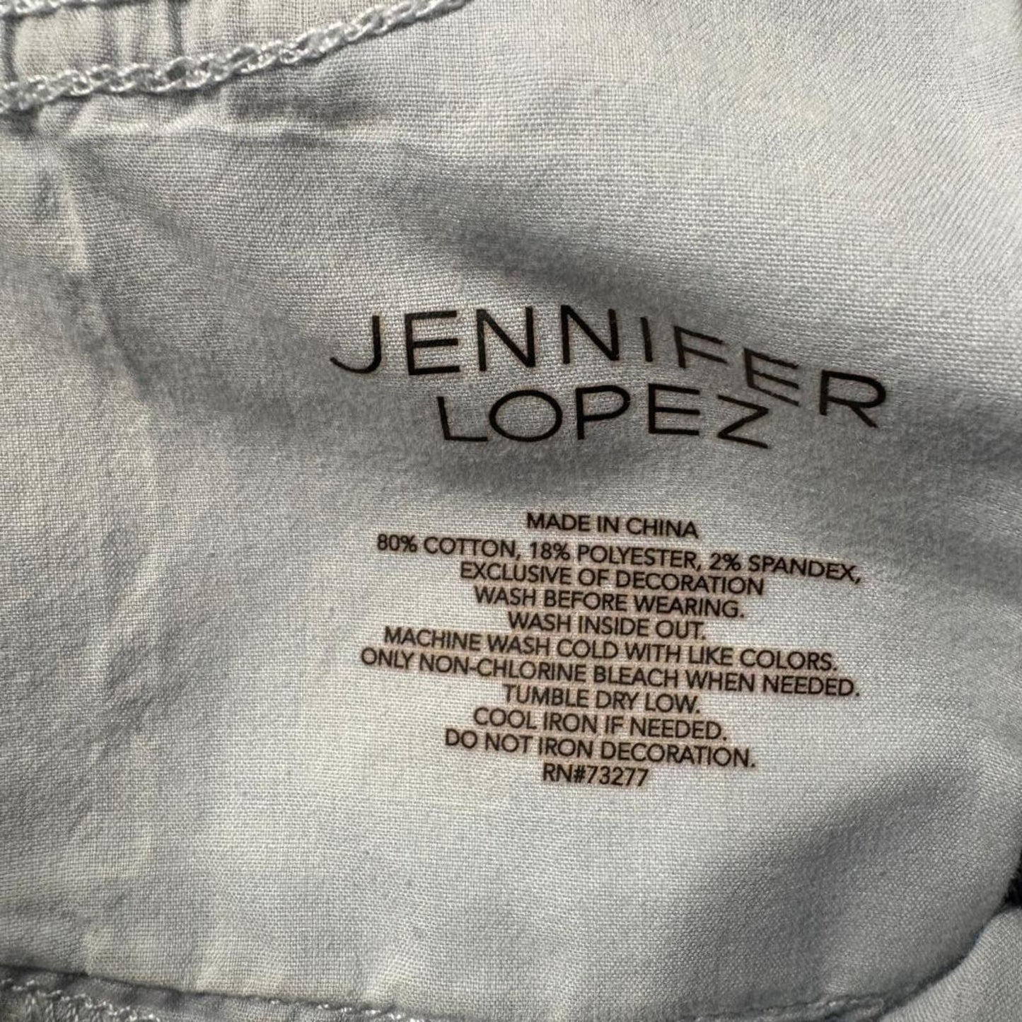 Jennifer Lopez Floral Embroidered Capri Jeans Womens Size 8 Blue Denim Stretch