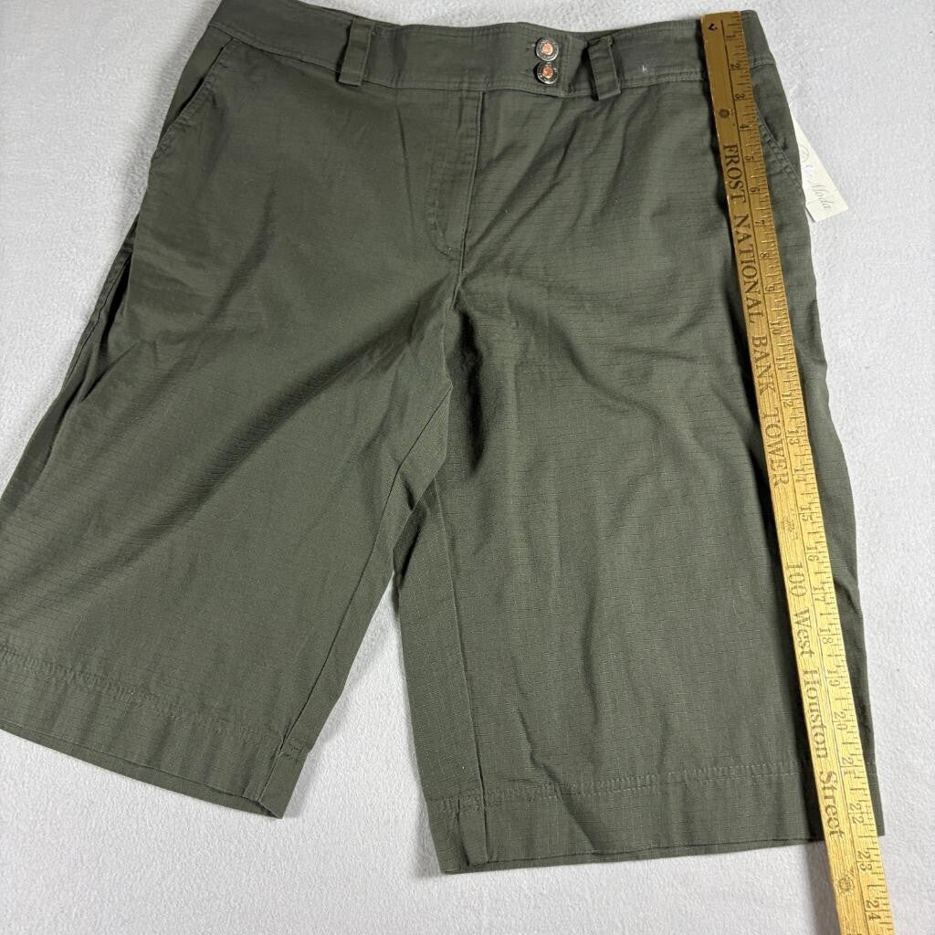 In Moda Womens Bermuda Shorts Size 12 Olive Green 100% Cotton Casual Hiking