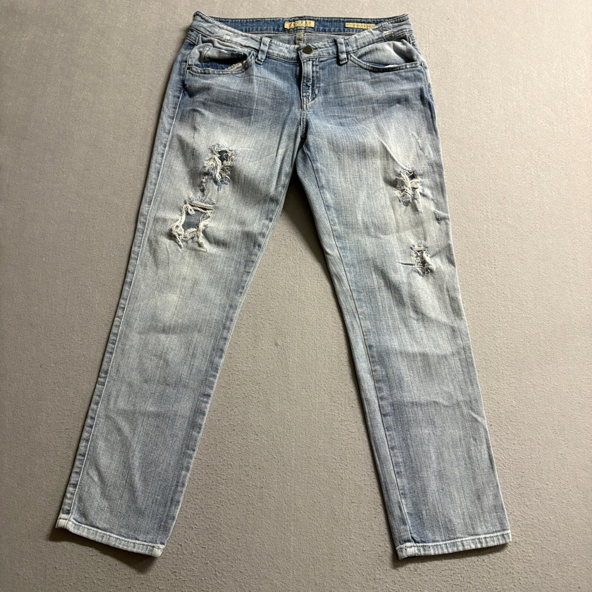 GUESS Los Angeles Brittney Relaxed Skinny Jeans Mens Women Size 28 Light