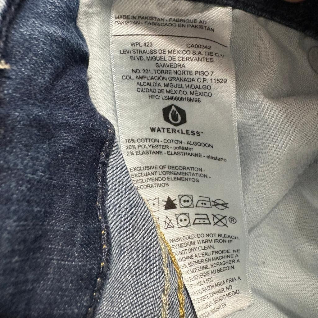 Signature by Levi Strauss Co Gold Womens Mid Rise Straight Jeans Size 6S W28 L30