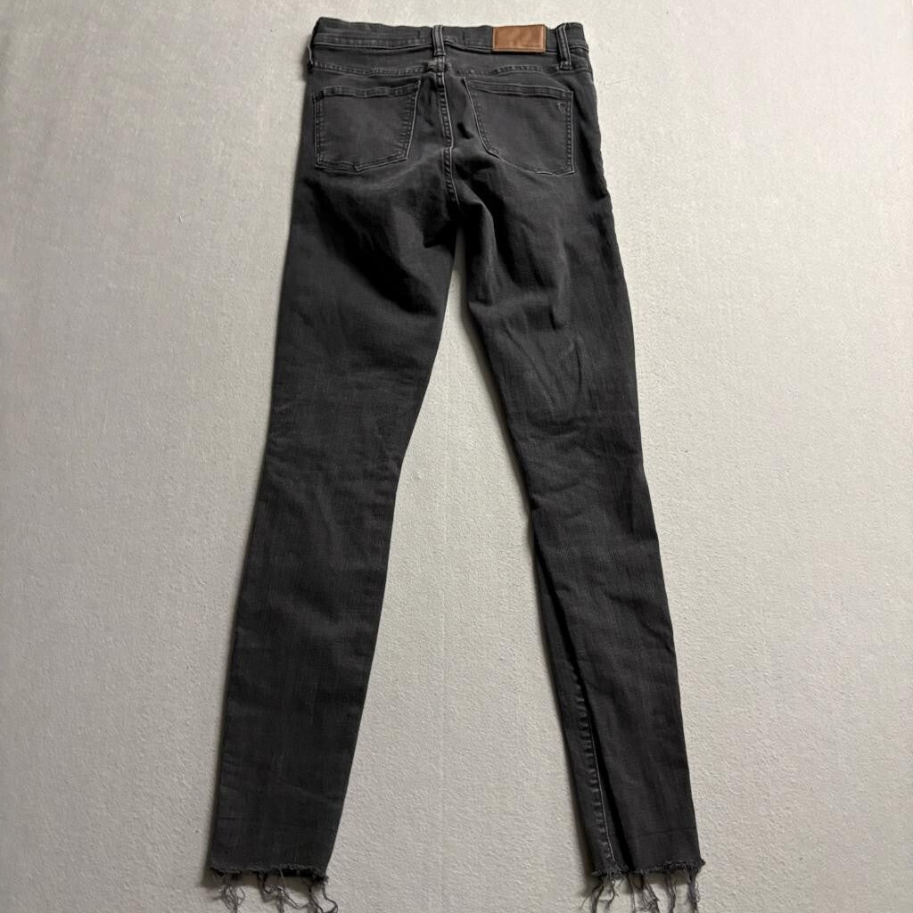 Madewell 9 High-Rise Skinny Jeans Womens 26T Black Distressed Raw Hem Tall