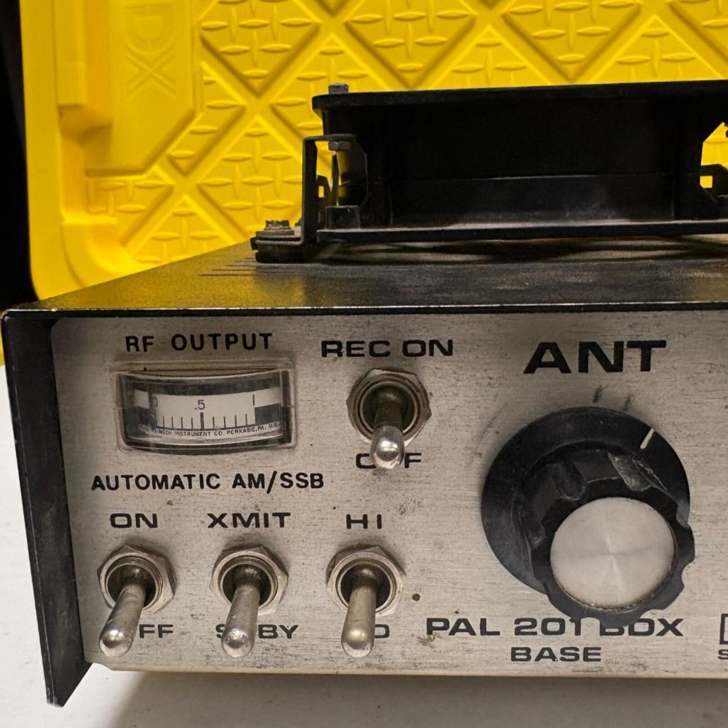 Pal Electronics Pal 201 BDX Base Linear Amplifier Ham Ten Series Stanton CA
