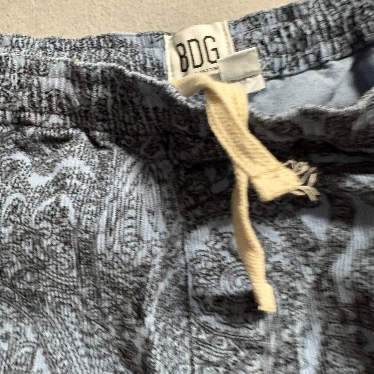 BDG Urban Outfitters Paisley Corduroy Drawstring Shorts Mens XL Blue Casual