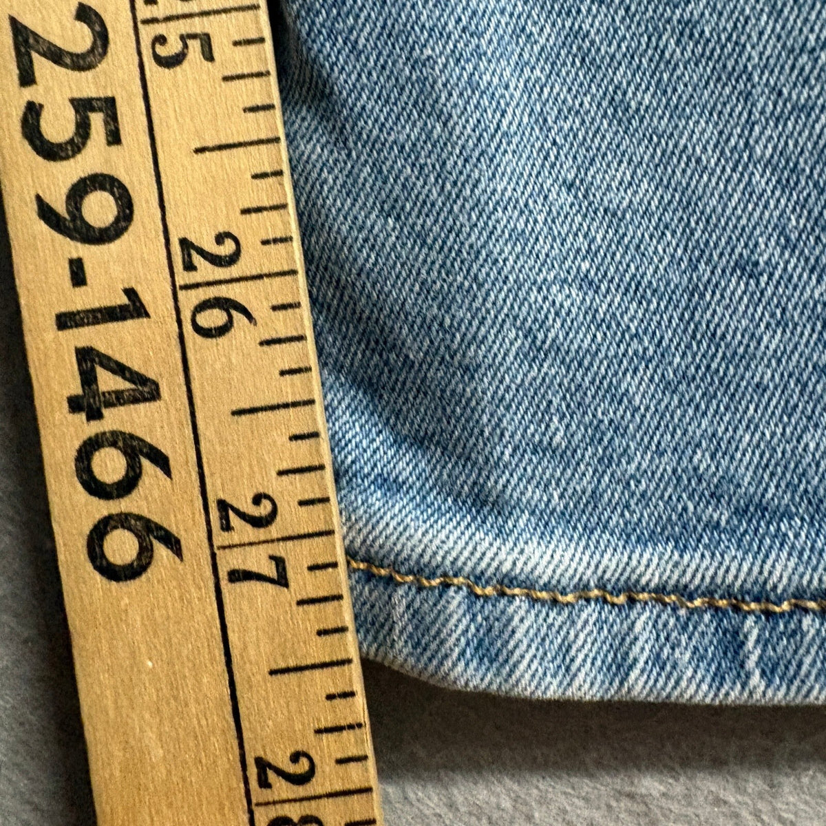 H&M Divided Mom Jeans Womens Size 6 Blue Denim High Rise Tapered Leg Stretch