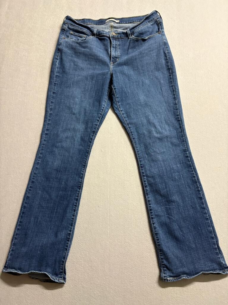 Levis Classic Bootcut Jeans Womens 14M Blue Denim Medium Wash Stretch W32 L32