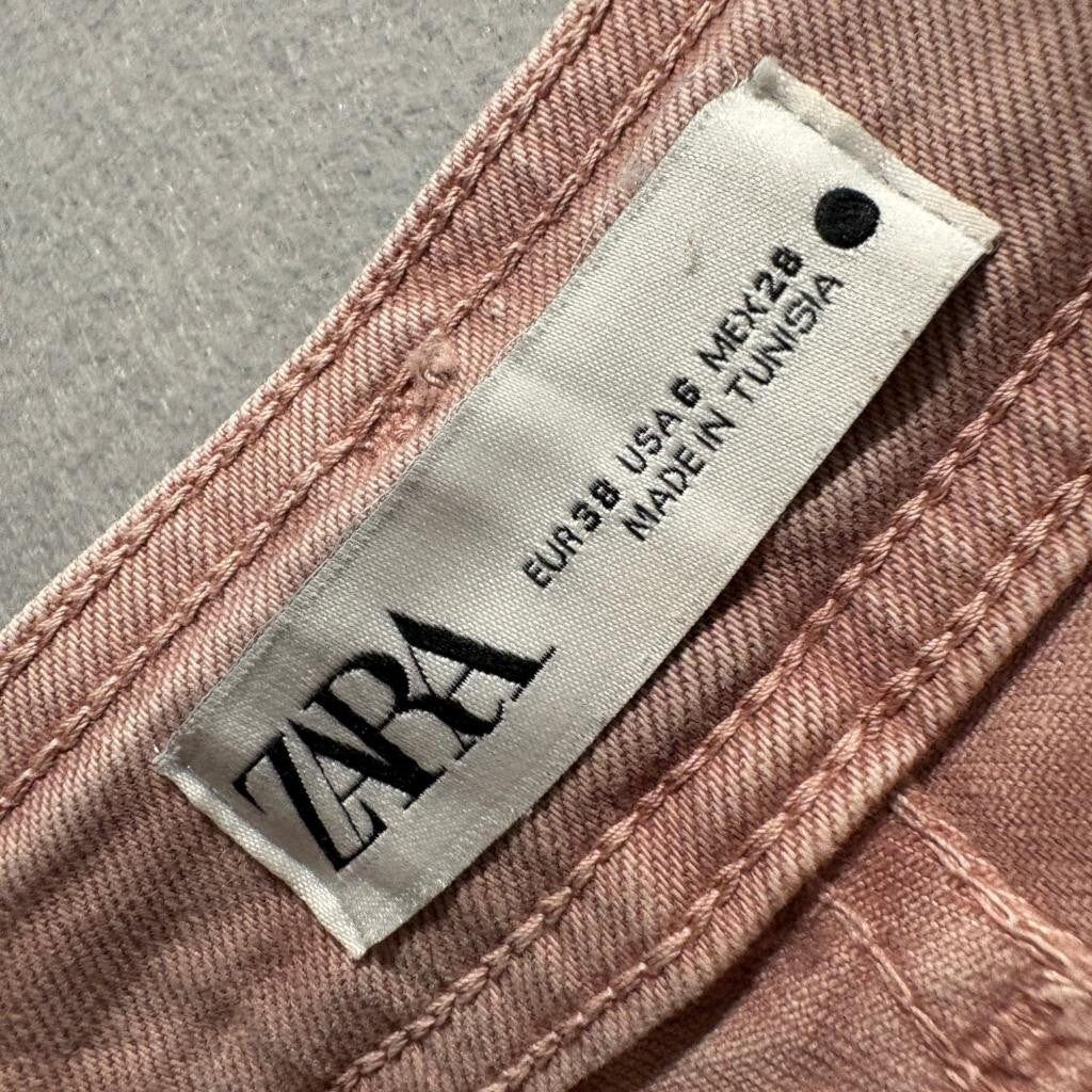 Zara Wide Leg Jeans Womens Size 6 Pink High Rise Raw Hem Denim