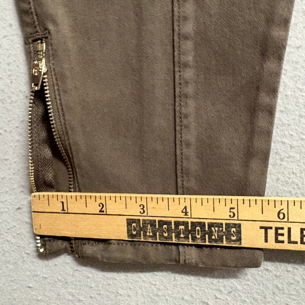 White House Black Market The Skinny Crop Jeans Size 4 Olive Green Ankle Zip Mid