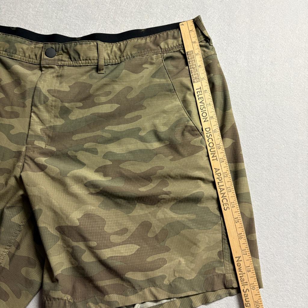 George Mens Camo Performance Utility Shorts Size 46 Green Camouflage Stretch