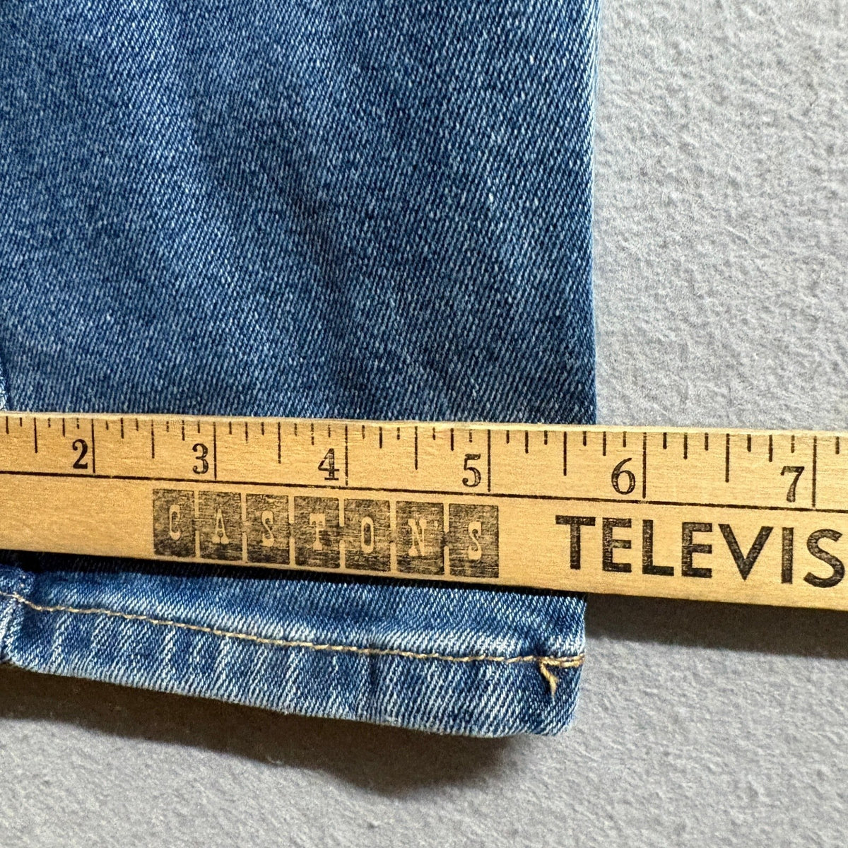 Stradivarius Womens High Waist Mom Jeans Blue Denim Slim Tapered Size US 4 26x28