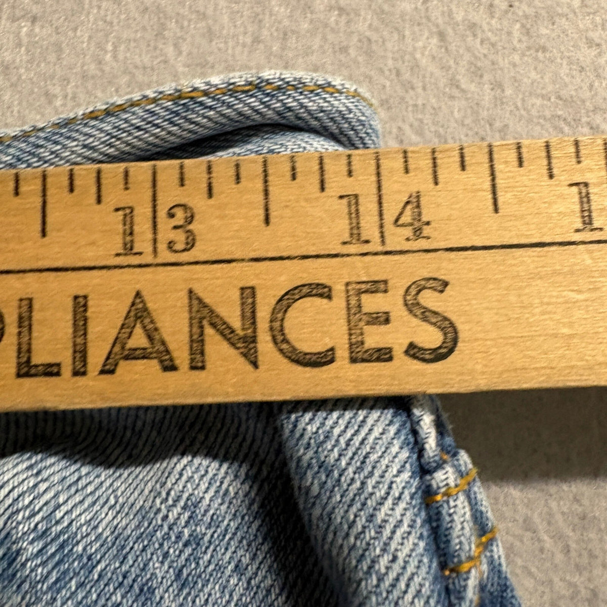 River Island Cropped Kickflare Jeans Womens US 2 UK 6R Distressed Blue Denim