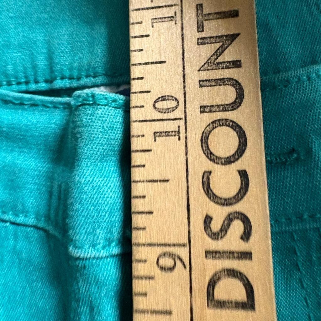 DG2 by Diane Gilman Jeans Womens Size 6 Green Ramie Cotton Blend Straight Leg