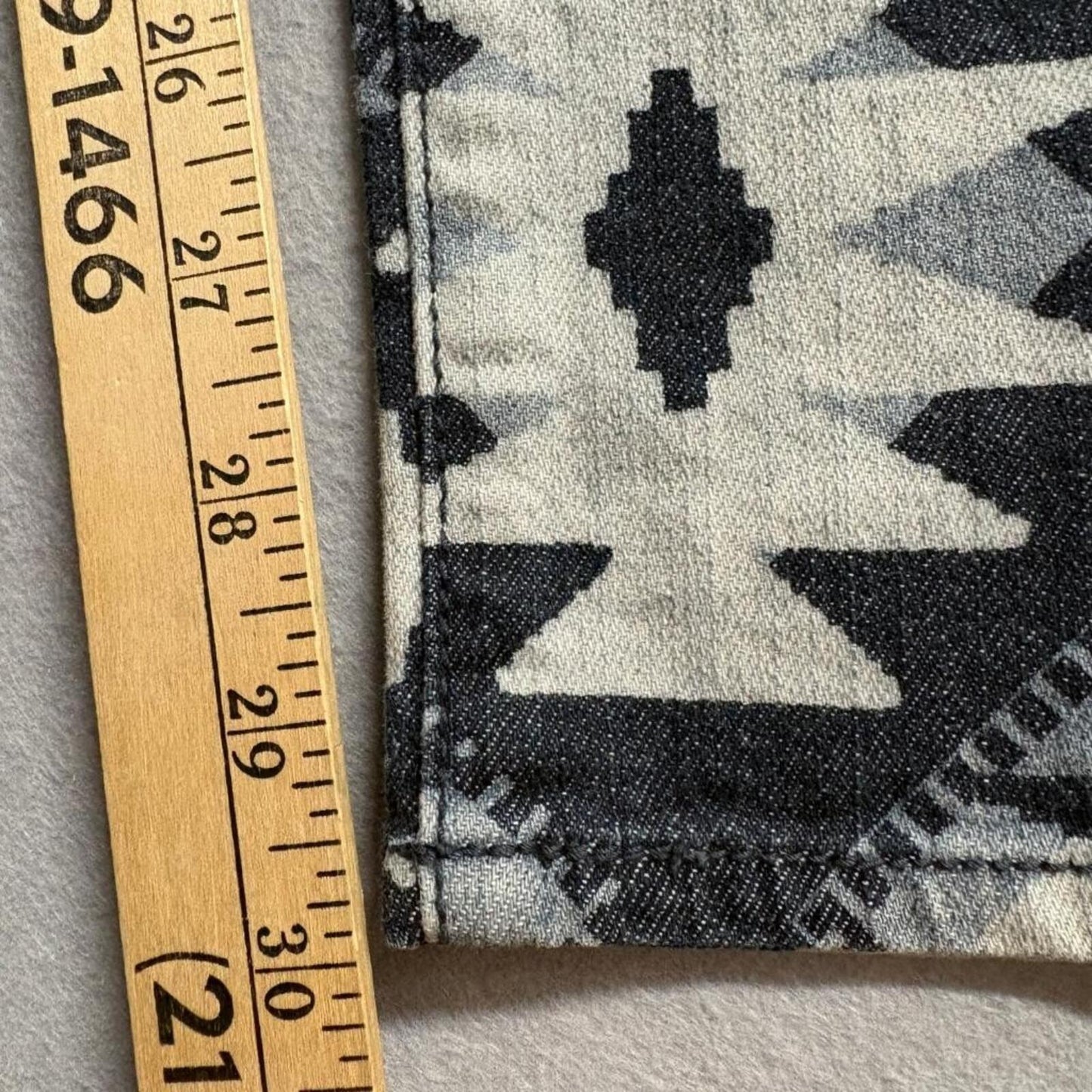 Fire Los Angeles Aztec Print Skinny Jeans Womens Size 3 Distressed Blue Denim