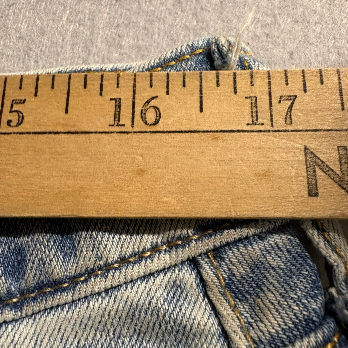 Abercrombie & Fitch Mens Athletic Slim Stretch Jeans Light Wash Size 34 x 32
