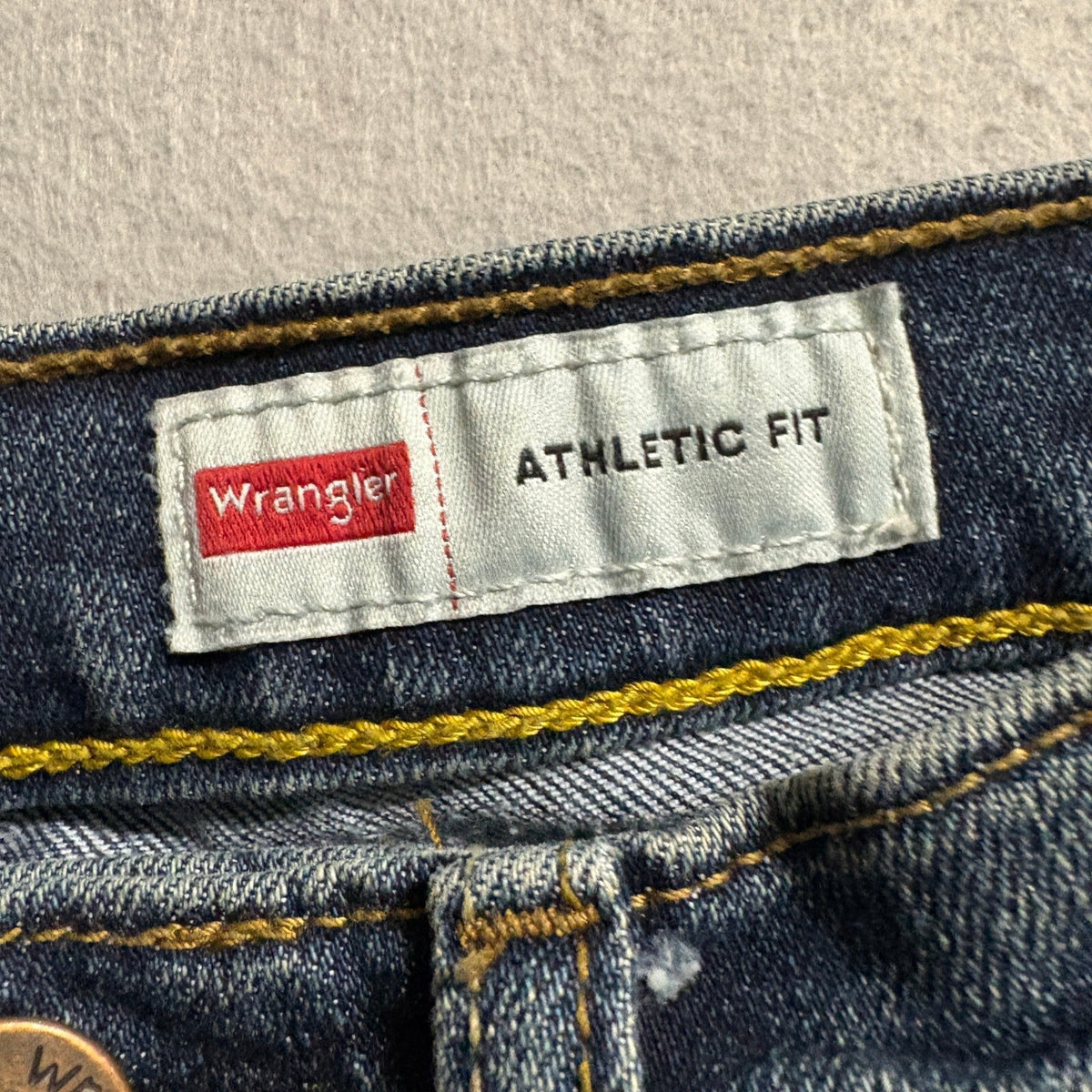 Wrangler Athletic Fit Denim Jeans Mens 29x30 Medium Wash Stretch Blue Denim
