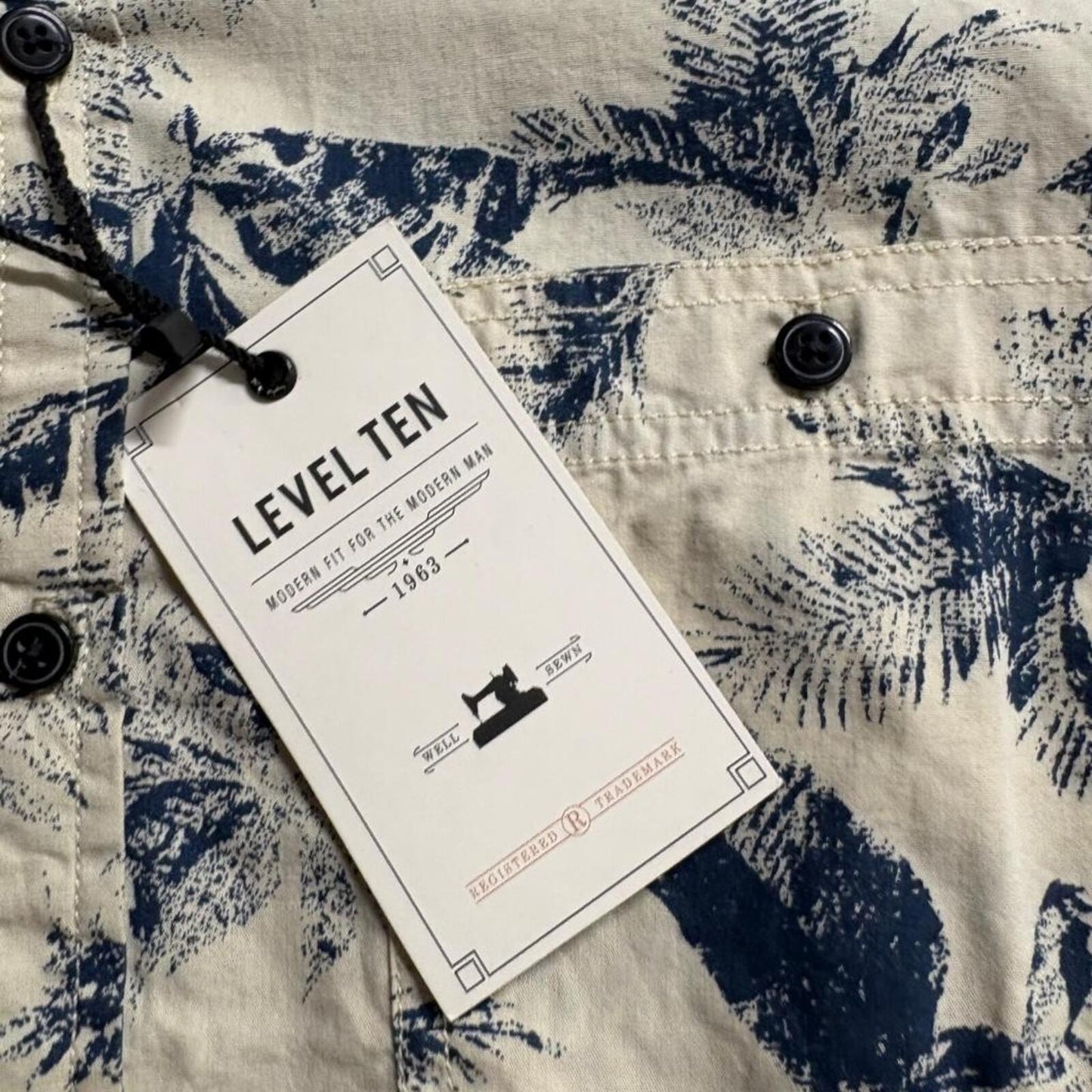Level Ten Mens Large Tropical Palm Tree Print Short Sleeve Button Up Shirt NWT