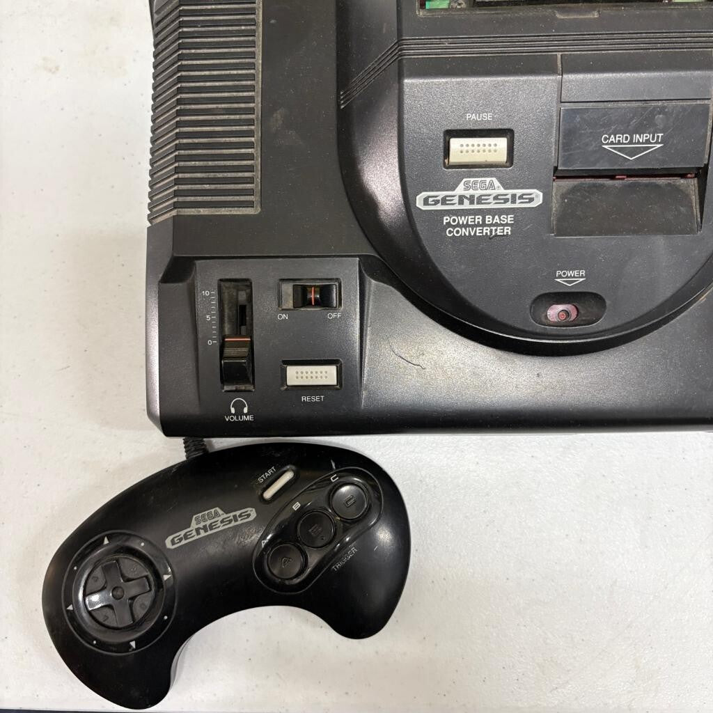 Sega Genesis Model 1 Console working Power Base Converter Controller and 7 Games