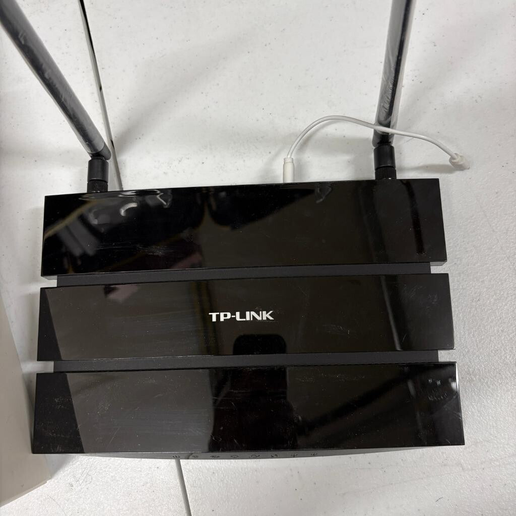 TP-Link Archer C5 AC1200 Wireless Dual Band Gigabit Router v2.0 Black