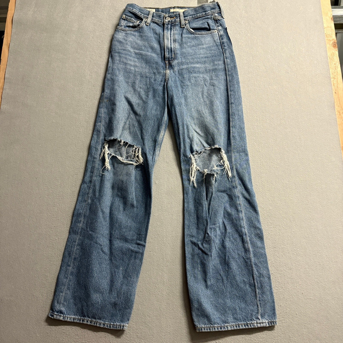 Levis Premium High Loose Jeans Womens 26 Blue Distressed Ripped Knee Wide Leg