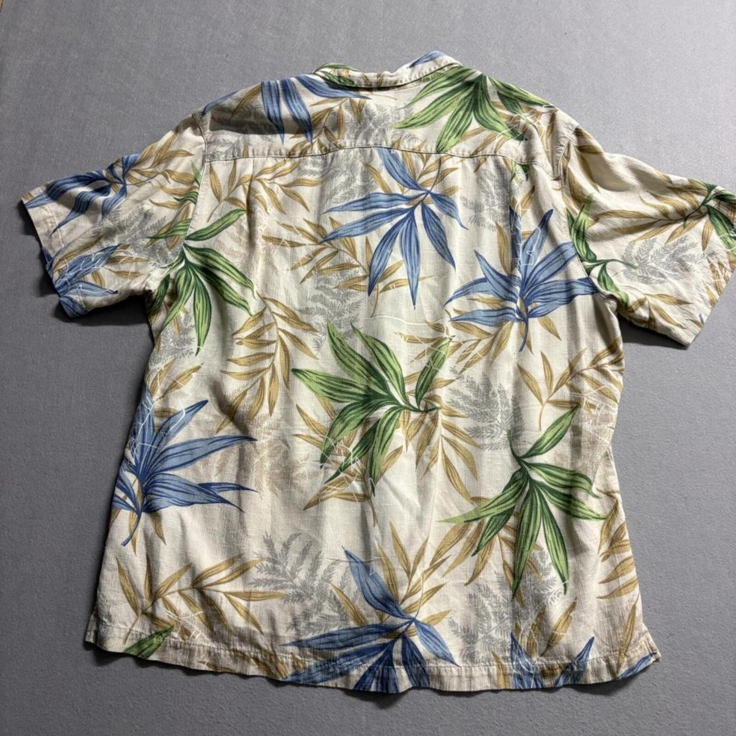 Caribbean Joe Hawaiian Shirt Mens XXL Beige Rayon Tropical Leaf Camp Button Up