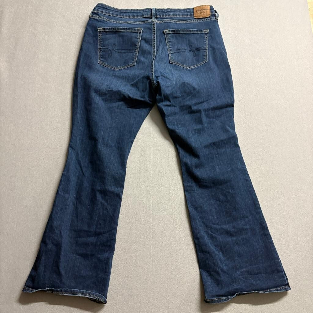 Denizen from Levis Womens 16S Blue Mid Rise Bootcut Jeans Stretch W33 L28